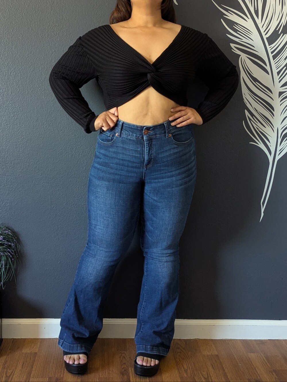 Daisy Black Crop Top - Picture 8 of 8